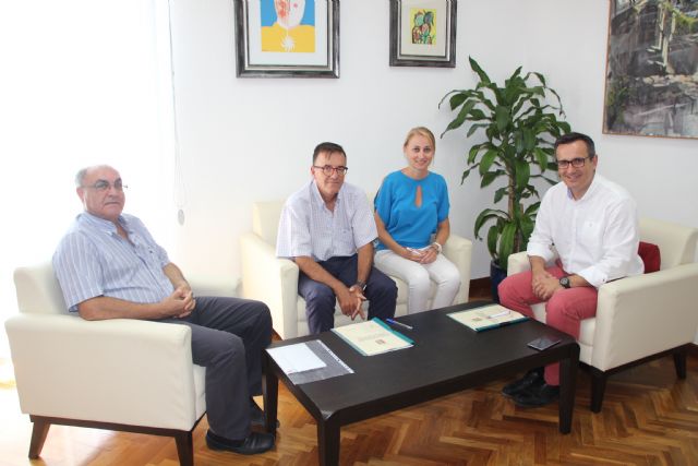 El Ayuntamiento y Cruz Roja renuevan su convenio de colaboracin, Foto 2