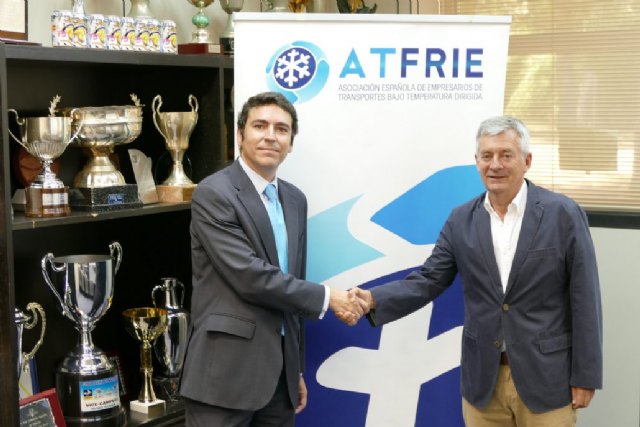 Primafrio transporta alimentos a la Casa de España en los Campeonatos del mundo FINA de natación BUDAPEST’2017 - 1, Foto 1