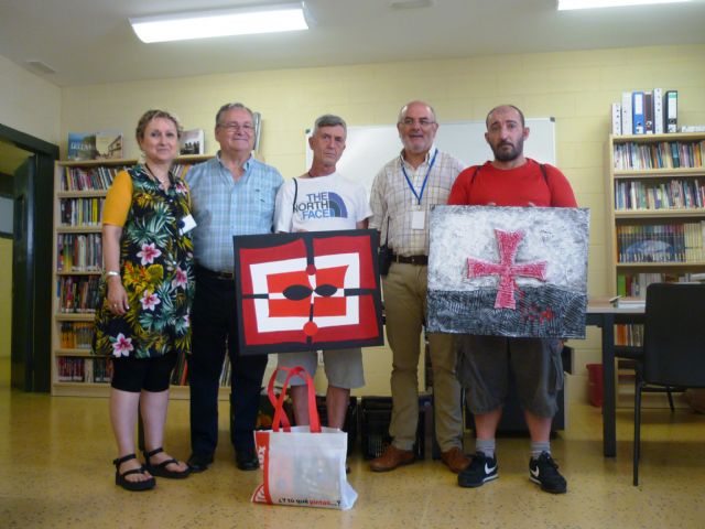 La Asociación Templarios de Jumilla se desplaza a la cárcel catalana del Puig de les Bases - Figueras para recompensar a un interno - 1, Foto 1