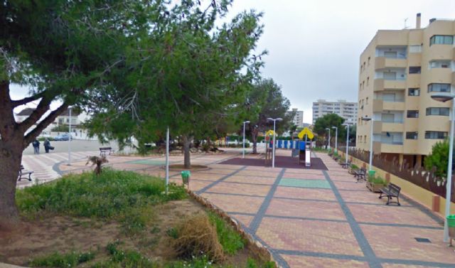 El Ayuntamiento adjudica el mantenimiento de jardines en la costa - 1, Foto 1