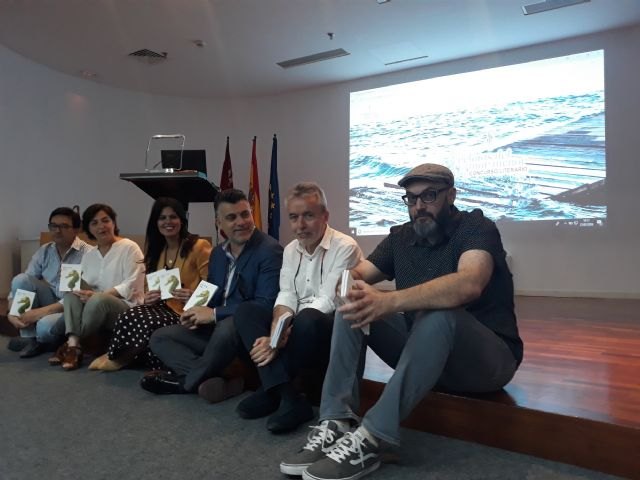 Cultura edita un libro con los siete finalistas de ´Relatos del Mar Menor´ - 1, Foto 1