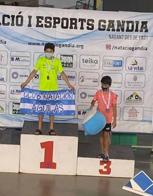 Un club de oro - 1, Foto 1