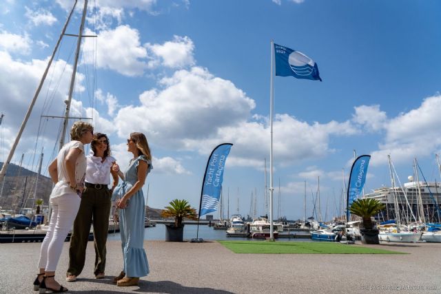 La nueva Bandera Azul ya luce en Yacht Port Cartagena - 1, Foto 1