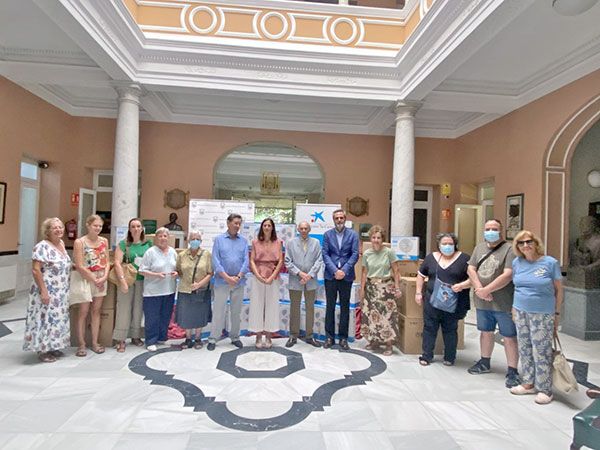 La acción social del Ateneo de Sevilla entrega 150 ventiladores, los destinatarios han sido asociaciones y entidades que trabajan en el ámbito de la marginación social - 4, Foto 4
