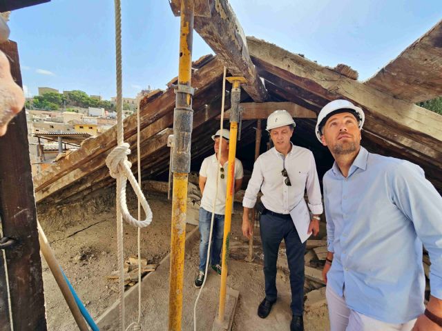 La primera fase de las obras de reparación del antiguo convento de San José de Caravaca se centran en la cubierta y en las zonas más deterioradas del edificio - 1, Foto 1