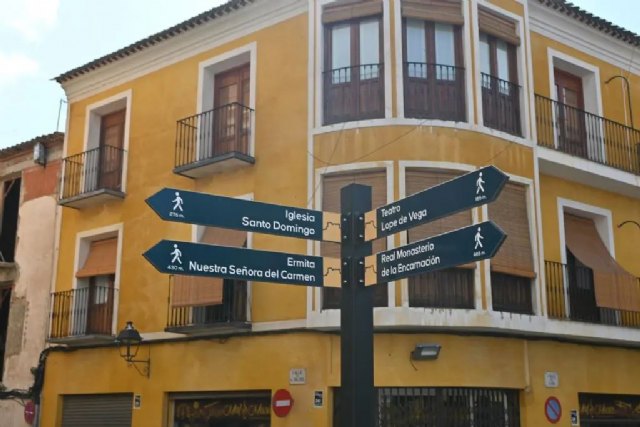 El Ayuntamiento de Mula inicia la renovación de las señales del casco antiguo - 1, Foto 1