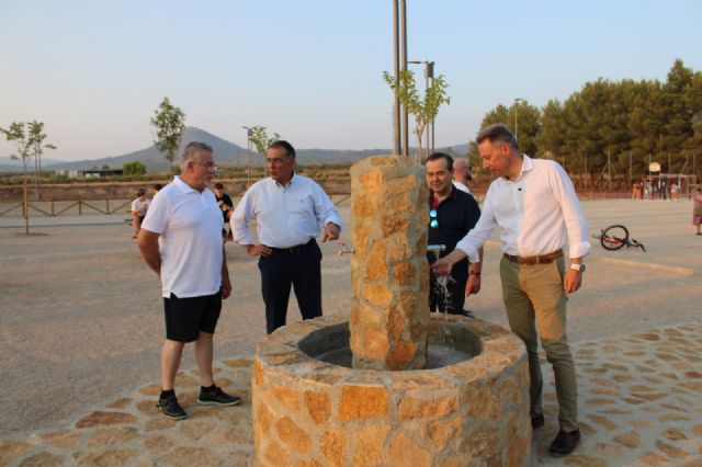 La pedanía lorquina de Coy estrena una nueva zona recreativa y un parking para autocaravanas que impulsarán el ocio, el turismo y la convivencia en la zona - 5, Foto 5