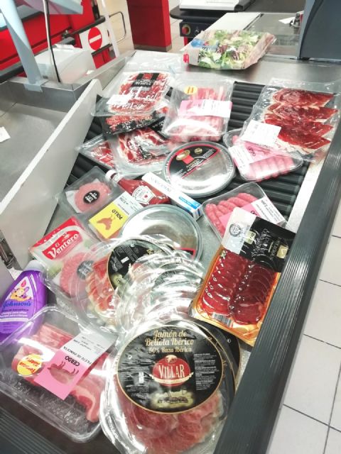 La Policía Local de Puerto Lumbreras detiene a seis personas de etnia gitana, por hurtar una gran cantidad de artículos en dos supermercados - 1, Foto 1