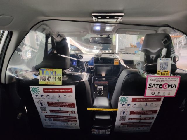El colectivo de taxistas de Lorca ayudará a difundir entre sus usuarios la campaña 'Lorca te cuida' que persigue frenar la cadena de contagios por Covid19 - 2, Foto 2