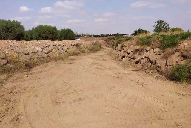 El Ayuntamiento de Cartagena limpia las ramblas municipales y exige a la CHS que actúe en las que son de su competencia - 1, Foto 1