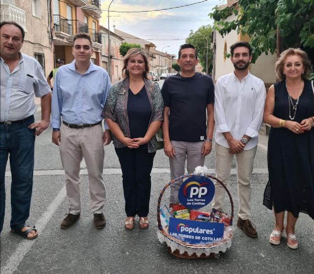 Ofrenda solidaria de alimentos a la Virgen de la Salceda - 2, Foto 2