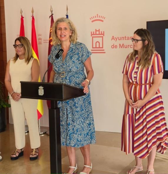 El Ayuntamiento de Murcia celebra el XII Aniversario del Centro de Iniciativas Municipales con el evento CIM-Murcia 1.200 - 2, Foto 2