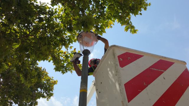 Patiño estrena 175 nuevas luminarias inteligentes que suponen un ahorro energético, económico y dota de mayor seguridad a los vecinos - 1, Foto 1