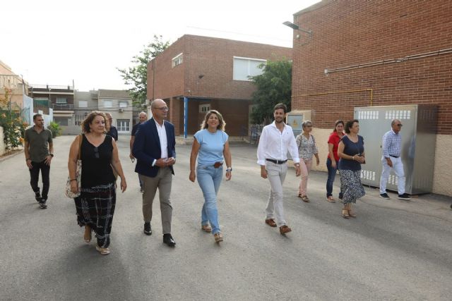 Las obras de cambio de cubiertas y modernización en 16 centros educativos de Cartagena próximas a su fin - 1, Foto 1