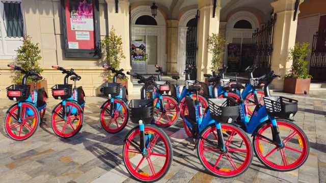 Utilizar la bicicleta, el transporte público o caminar tendrá premio en Murcia - 1, Foto 1