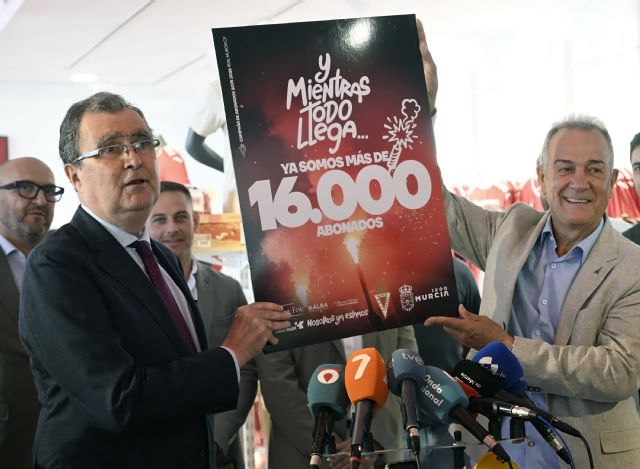 El Ayuntamiento de Murcia y el Real Murcia renuevan su unión con un nuevo acuerdo de patrocinio - 4, Foto 4