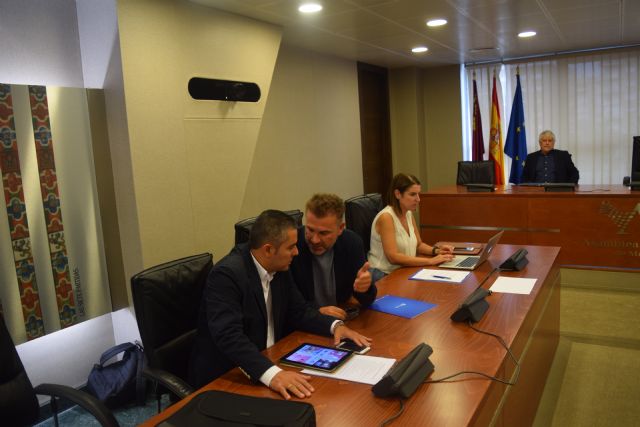 La Asamblea pide al Gobierno regional intensificar los controles para evitar el realquiler turístico de viviendas - 1, Foto 1