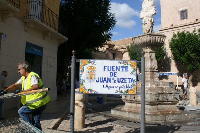 The rehabilitation works of the Juan de Uzeta Fountain begin, which will last until mid-November, Foto 6
