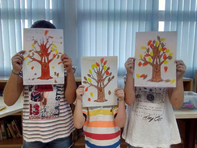 Cuentacuentos y taller de manualidades en familia en la biblioteca municipal 'Rosa Contreras' - 3, Foto 3