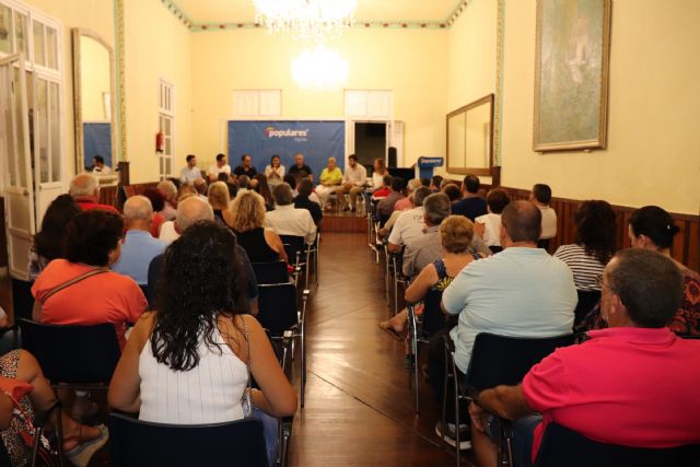 Más de un centenar de simpatizantes y afiliados del PP se dan cita para establecer las líneas de trabajo de cara este curso político - 1, Foto 1