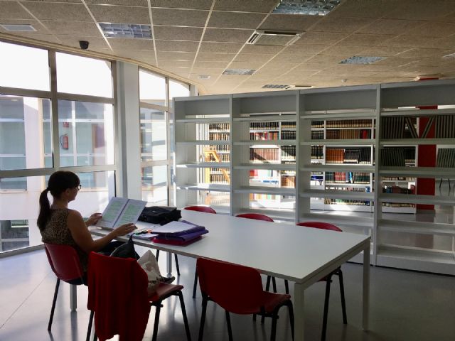 La biblioteca de San Javier crea 200 nuevos puestos de lectura - 3, Foto 3