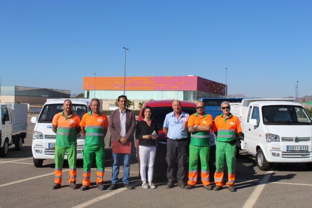 Cinco nuevos vehículos que cumplen los estándares medioambientales formarán parte de la flota del servicio de limpieza - 1, Foto 1