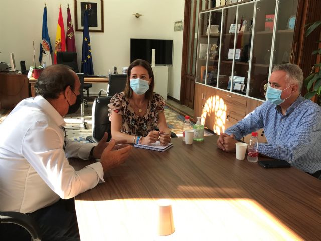 Moreno califica de muy positivo el encuentro con el nuevo presidente de Cruz Roja Águilas - 1, Foto 1