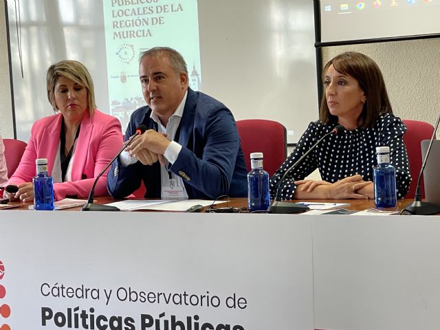 El Ayuntamiento de Bullas y su Alcaldesa, María Dolores Muñoz, son elegidos por La Cátedra y Observatorio de Políticas Públicas de la Universidad de Murcia como perfiles sociales destacados por sus buenas prácticas en redes sociales - 2, Foto 2