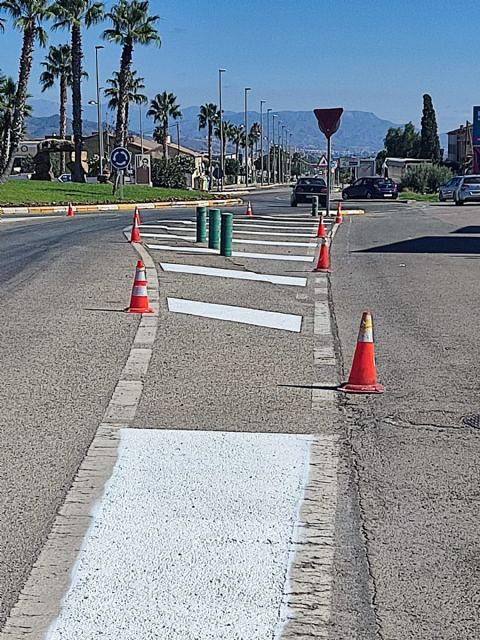 Comienzan los trabajos de repintado de señalización vial en Puerto Lumbreras y pedanías - 2, Foto 2