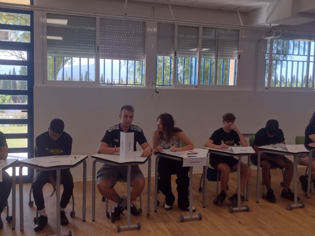 Ministros del Consejo de la UE por un día, en el IES Sanje - 2, Foto 2