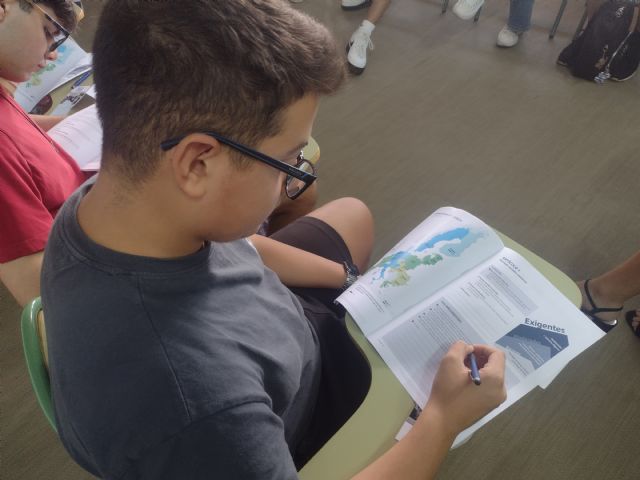 Ministros del Consejo de la UE por un día, en el IES Sanje - 3, Foto 3