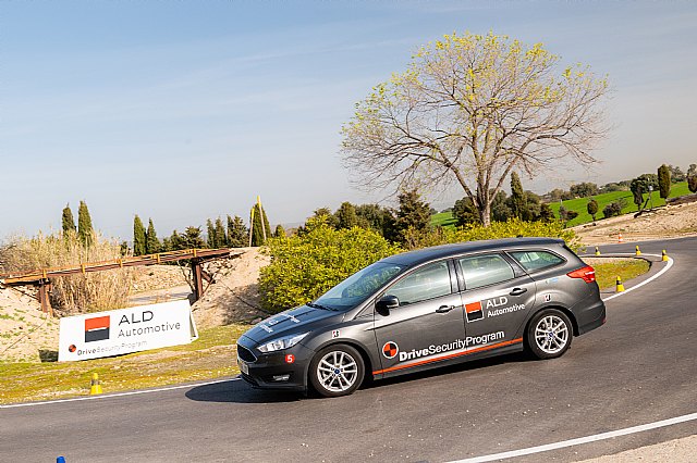 Frenada de emergencia y control del vehículo, las maniobras que más preocupan a los conductores - 1, Foto 1