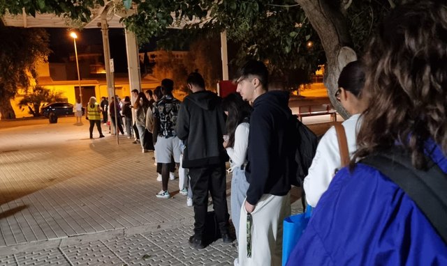 Crece el malestar entre los usuarios de RENFE en Totana - 1, Foto 1