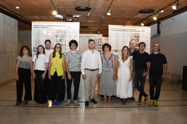 M�s de mil personas han visitado la exposici�n 'Extra�amiento del paisaje: de los patrones agr�colas a los tur�sticos' en el COAMU