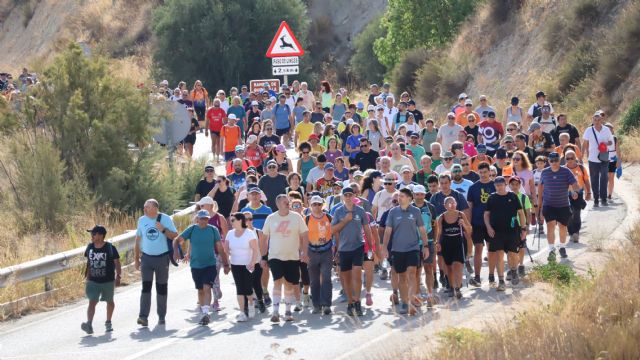 Un total de 321 personas participan en la ruta de senderismo circular al Cejo de los Enamorados dentro de los 47° JDG - 2, Foto 2