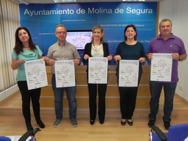 El Mercado de las Flores de Todos los Santos se instala en la entrada al Parque de la Compañía - 1, Foto 1