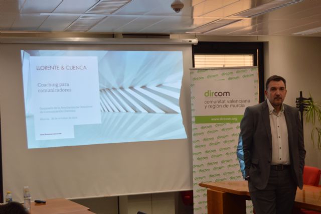 El coach no te da las soluciones, te acompaña en el camino hacia tus objetivos marcados - 1, Foto 1