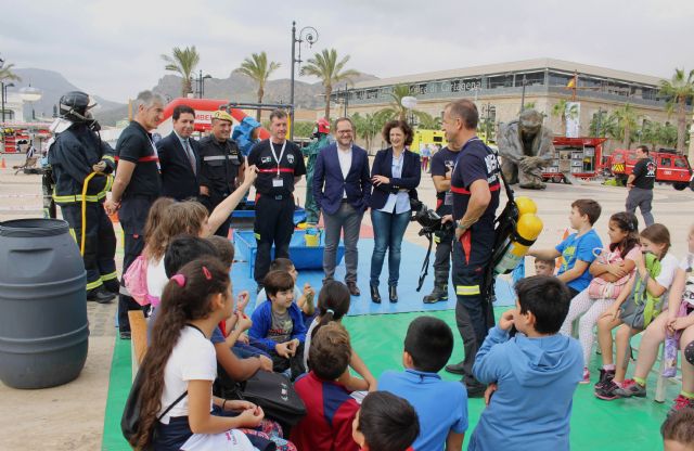 Talleres escolares en el IV Workshop sobre riesgos tecnológicos - 1, Foto 1