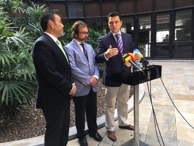 El alcalde de San Javier defiende la oportunidad de  los fondos EDUSI para seguir vertebrando La Manga como un conjunto - 1, Foto 1
