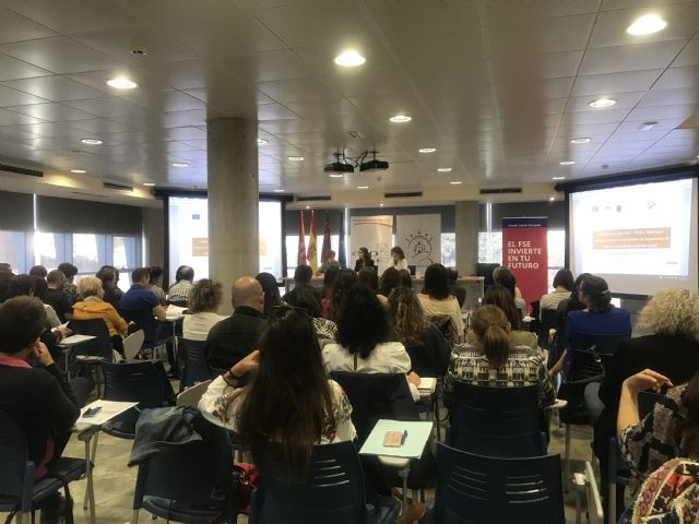 Lorca acoge una jornada de coordinación entre servicios de empleo y servicios sociales para mejorar la inserción sociolaboral de personas en riesgo de exclusión social - 1, Foto 1