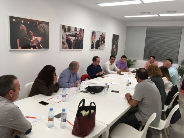 Ciudadanos, dispuesto a mantener los empleos y las condiciones de los trabajadores de las ITVs - 1, Foto 1