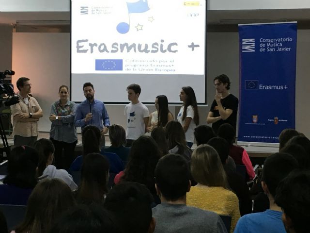 Los estudiantes del Conservatorio llevan a los institutos su experiencia europea con Erasmusic+ - 2, Foto 2