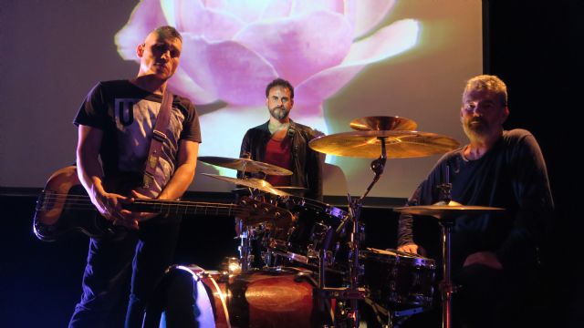 Fidel y los Navegantes ponen musica al inicio del festival poetico Deslinte - 1, Foto 1