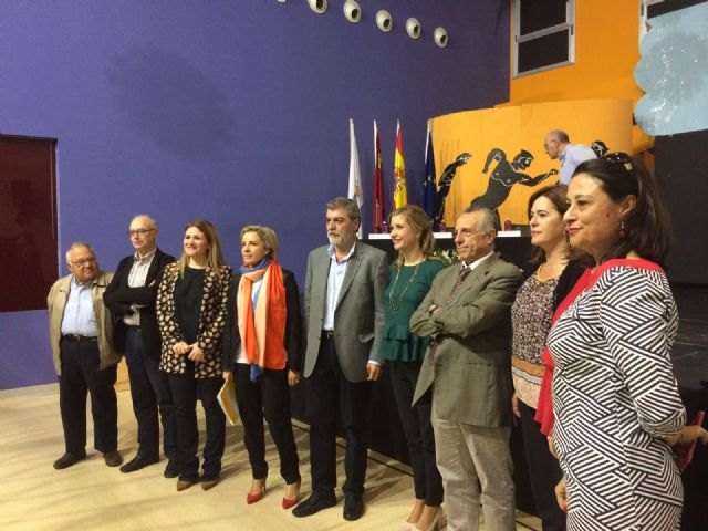 Educación difunde la ciencia entre los alumnos de Secundaria con un ciclo de conferencias - 1, Foto 1