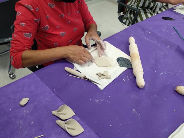 El Ayuntamiento de Puerto Lumbreras desarrolla el taller de artesanía Empoderarte dirigido a mujeres del municipio - 2, Foto 2