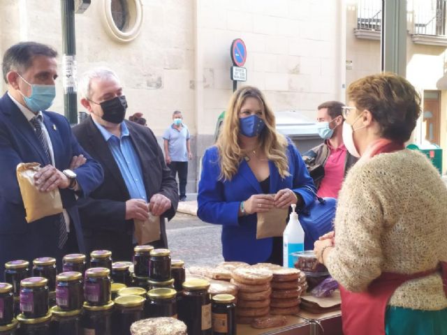 Artesanos de la Región participan en el tradicional mercadillo de 'Todos los Santos' de Murcia - 1, Foto 1