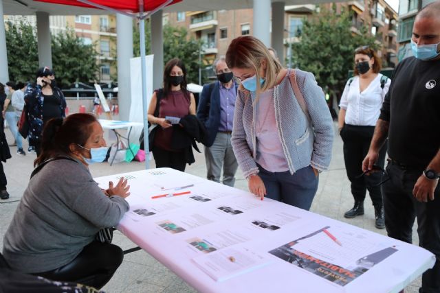 El Ayuntamiento mantiene su colaboración con la Asociación Habito para el acompañamiento de familias en situación de exclusión residencial - 2, Foto 2