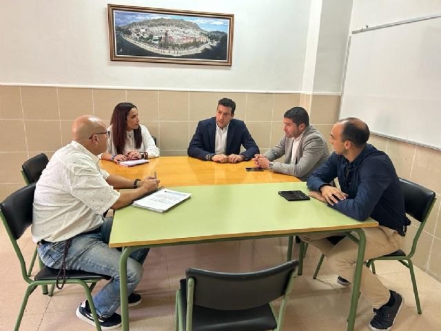 El instituto de Blanca estudia la ampliación de su oferta educativa con un nuevo título de formación profesional - 1, Foto 1