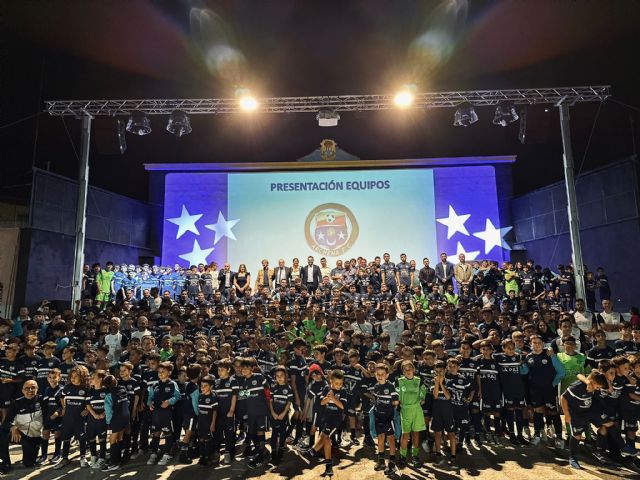 Archena presenta a lo grande a sus equipos de fútbol en el Cine de Verano - 2, Foto 2