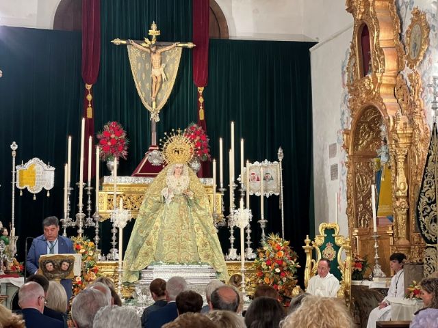 La Vera-Cruz renueva su compromiso de fe en el Año Jubilar de la Virgen de las Angustias de Alcalá del Río - 5, Foto 5
